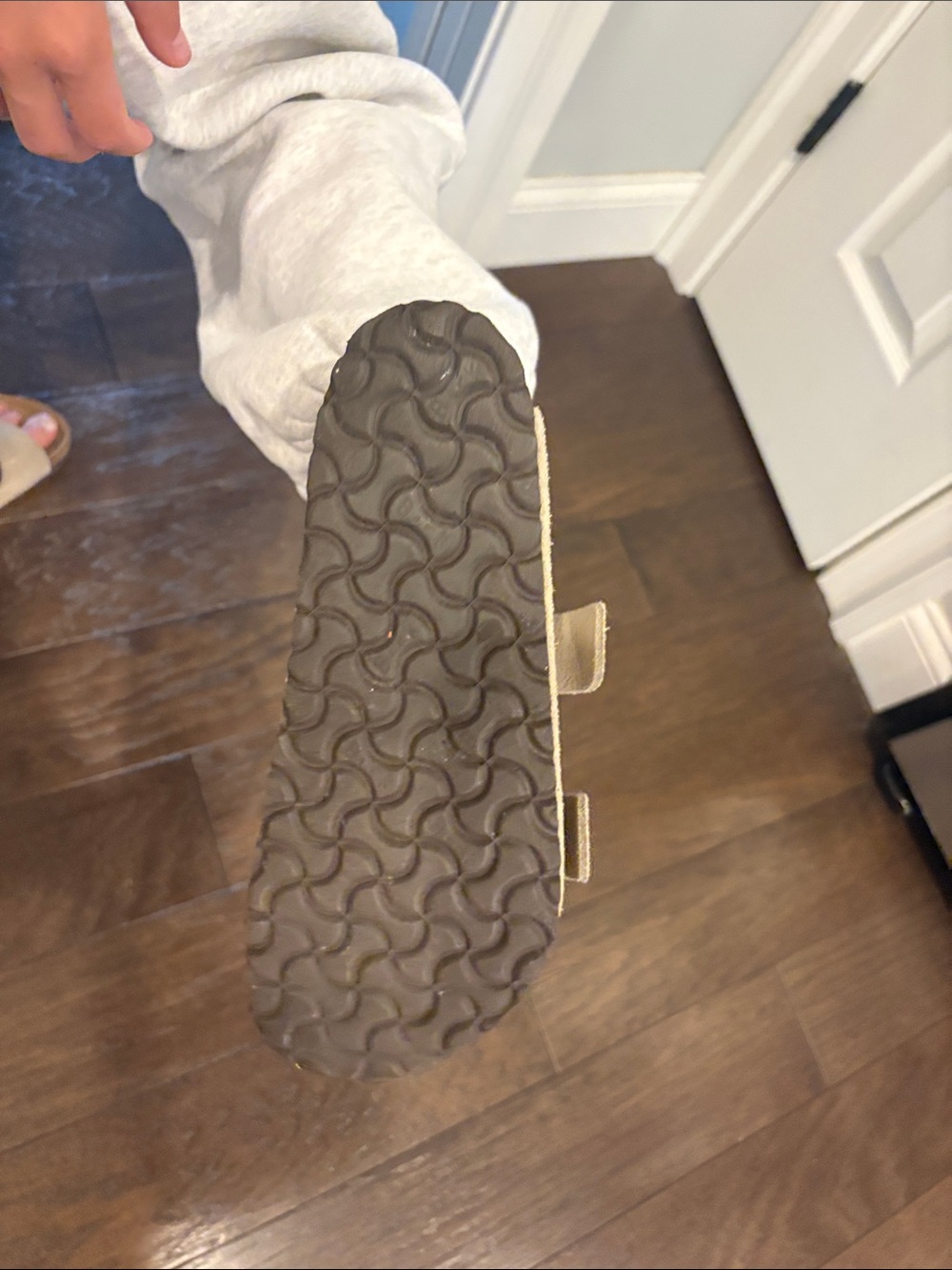 Birkenstock Arizona sandals in light brown  suede. - Picture 4 of 4